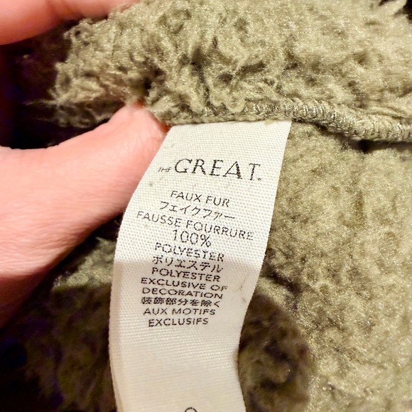 THE GREAT. Olive Fleece with Red Accents size M - Picture 4 of 8